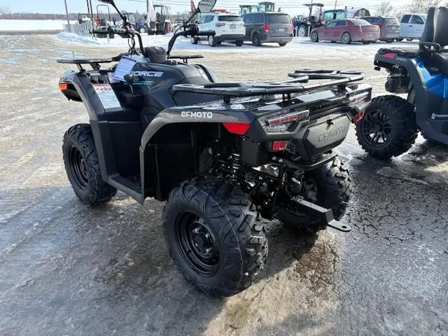 CFMOTO CFORCE 400 BASE 2026