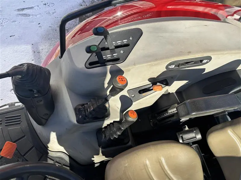 2023 Case IH Farmall 75A