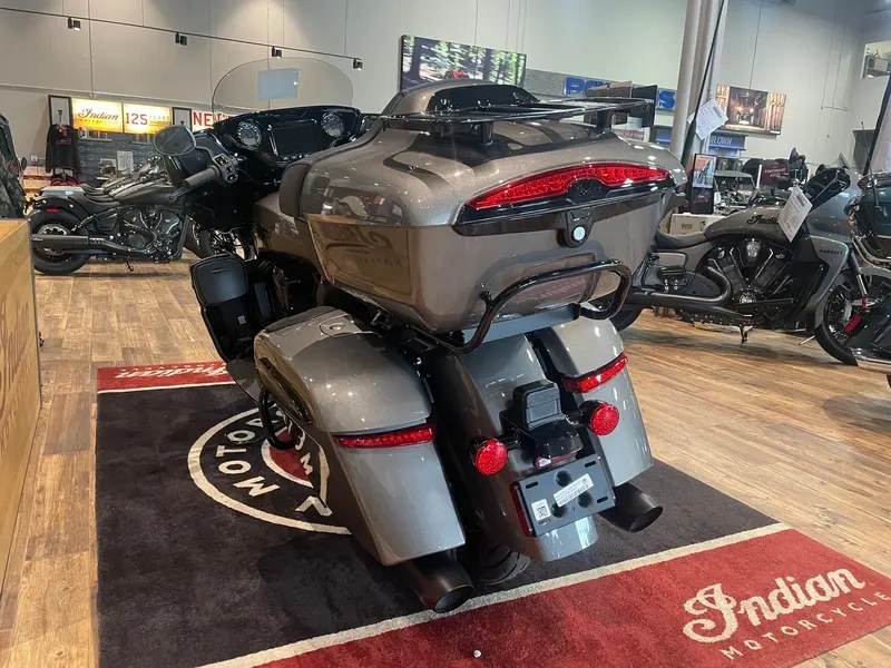 2026 Indian Motorcycle Roadmaster Power Plus Darkhorse 112 W/powerband Audio alt