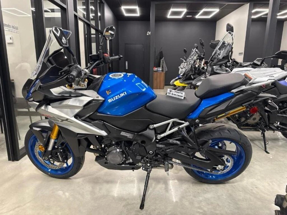 Suzuki Gsx-s1000gx 2025 alt