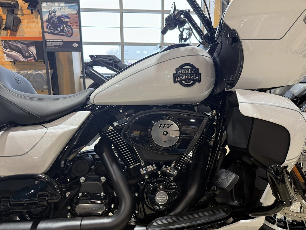 2026 Harley-davidson Road Glide Limited alt