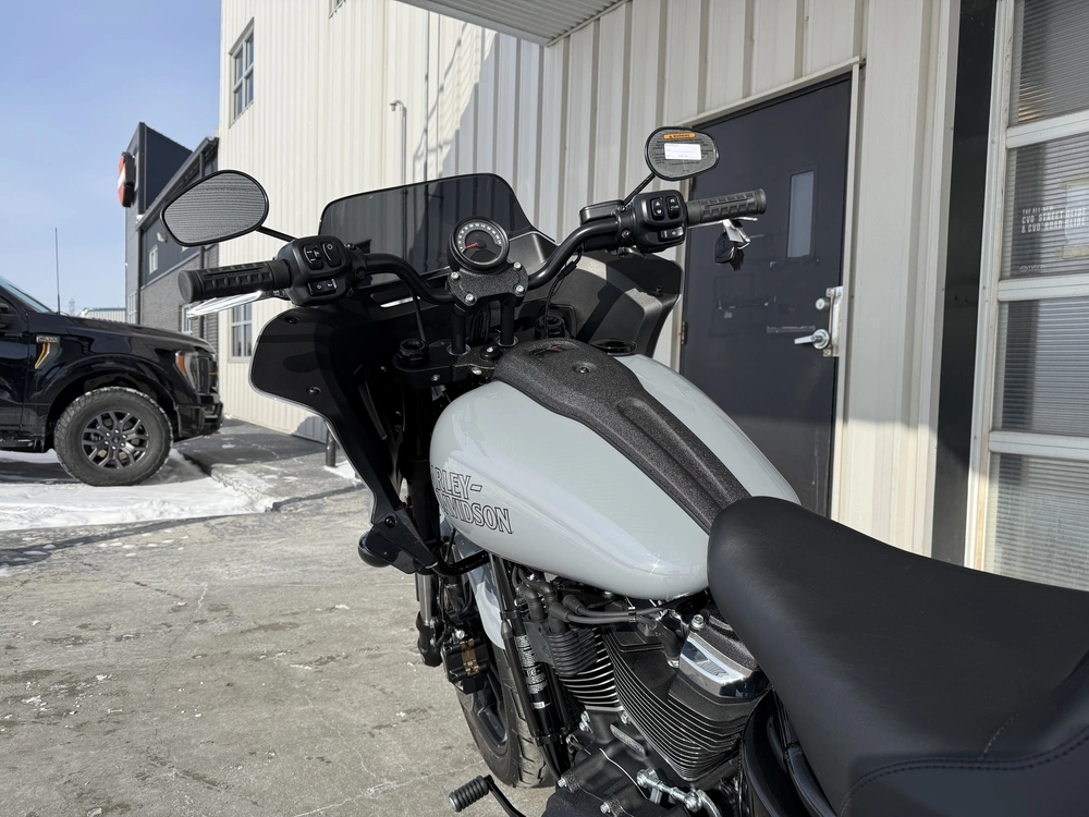 2026 Harley-davidson Low Rider St alt