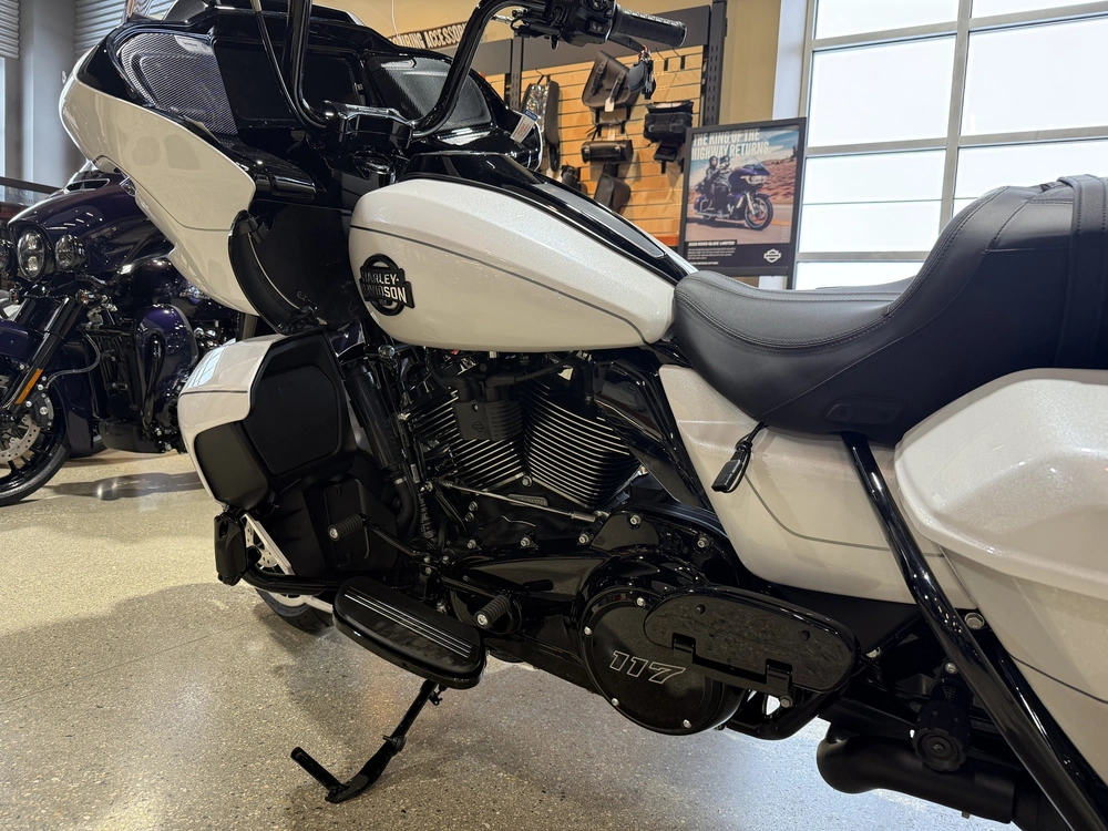 2026 Harley-davidson Road Glide Limited alt