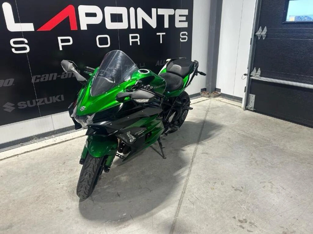 Kawasaki Ninja H2 2018 alt