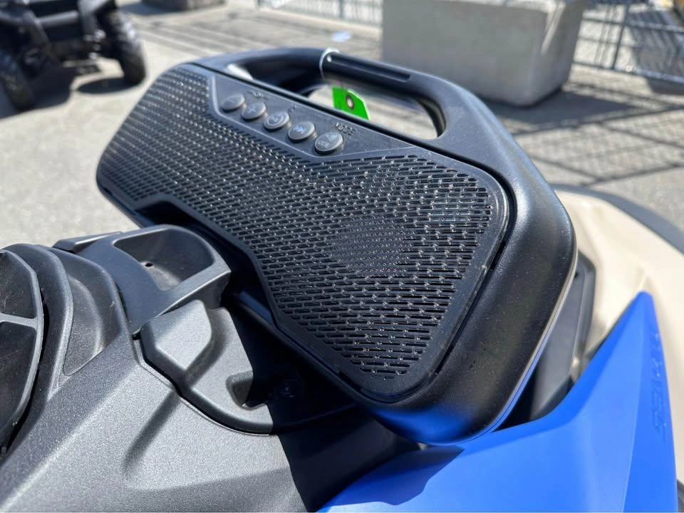 2025 Sea-doo Spark™ 1up Trixx-90 (audio) alt