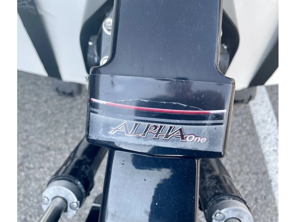 Larson Lx 1750 2010 alt