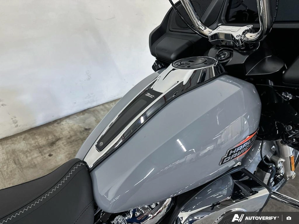 2026 Harley-davidson Road Glide alt