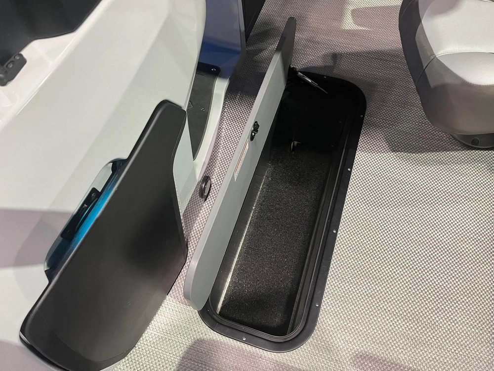 2026 Princecraft Vogue 23 Rl Black 200 V6 Dts alt