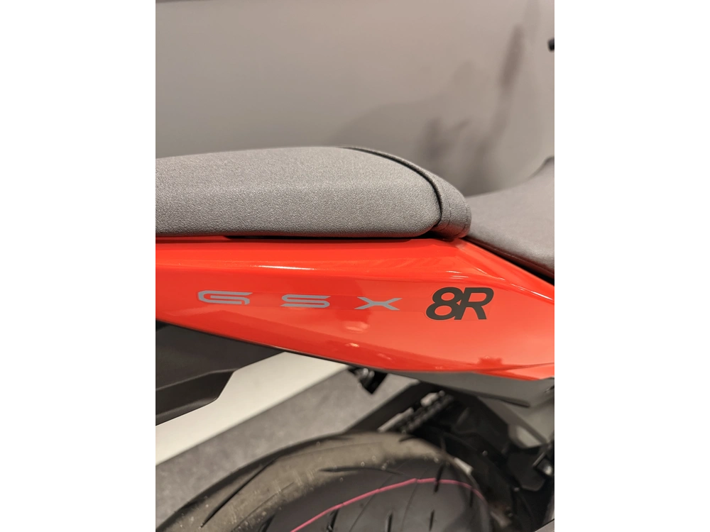 Suzuki Gsx-8r Gsx8-r 2026 alt