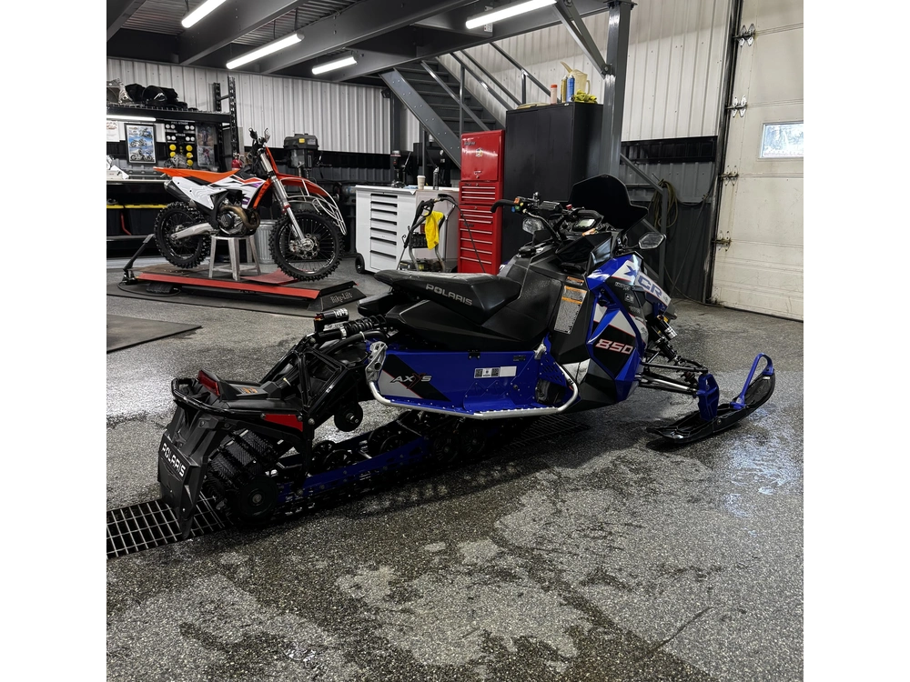 2021 Polaris 850 Xcr alt