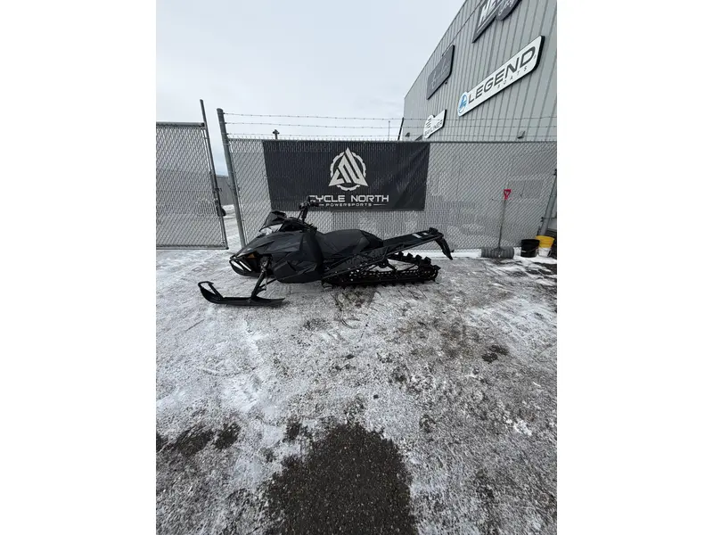 2016 Arctic Cat M8000 SNO PRO 162 R