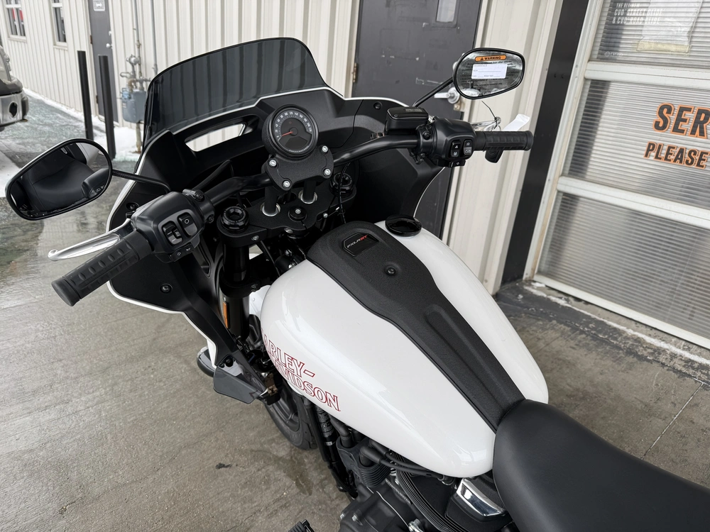 2026 Harley-davidson Low Rider St alt