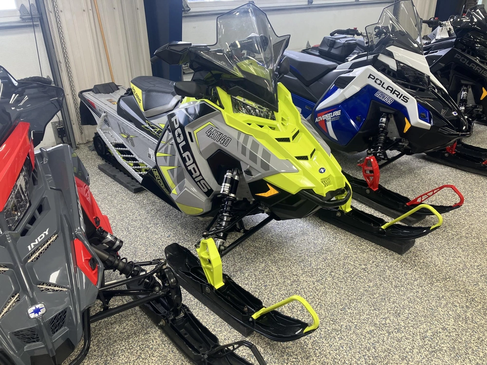2020 Polaris 800 Indy Xc 137 alt