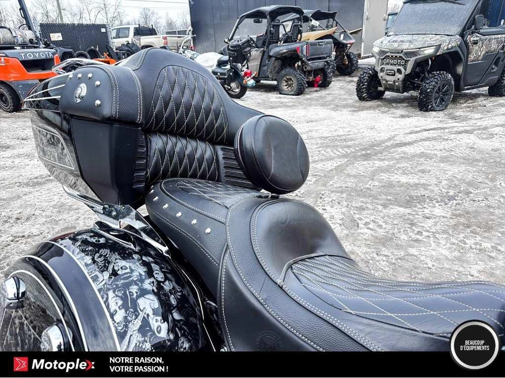 Indian Motorcycle Roadmaster Custom Paint 2018 alt