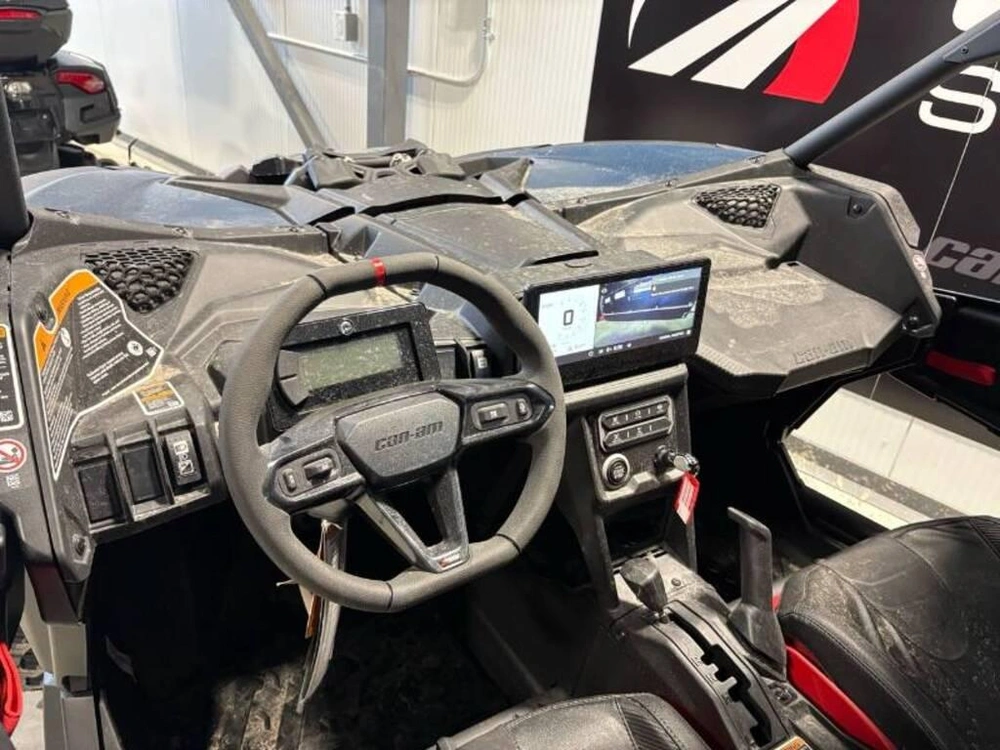 Can-am Maverick X3 X Ds Turbo Rr With 10.25 In. Infotainment 2026 alt