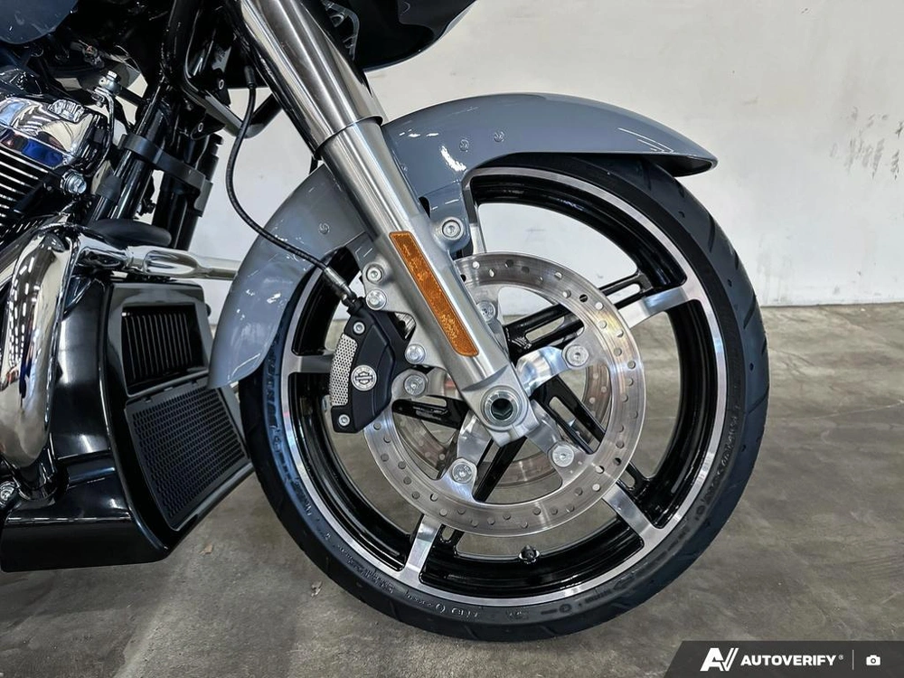 2026 Harley-davidson Road Glide alt