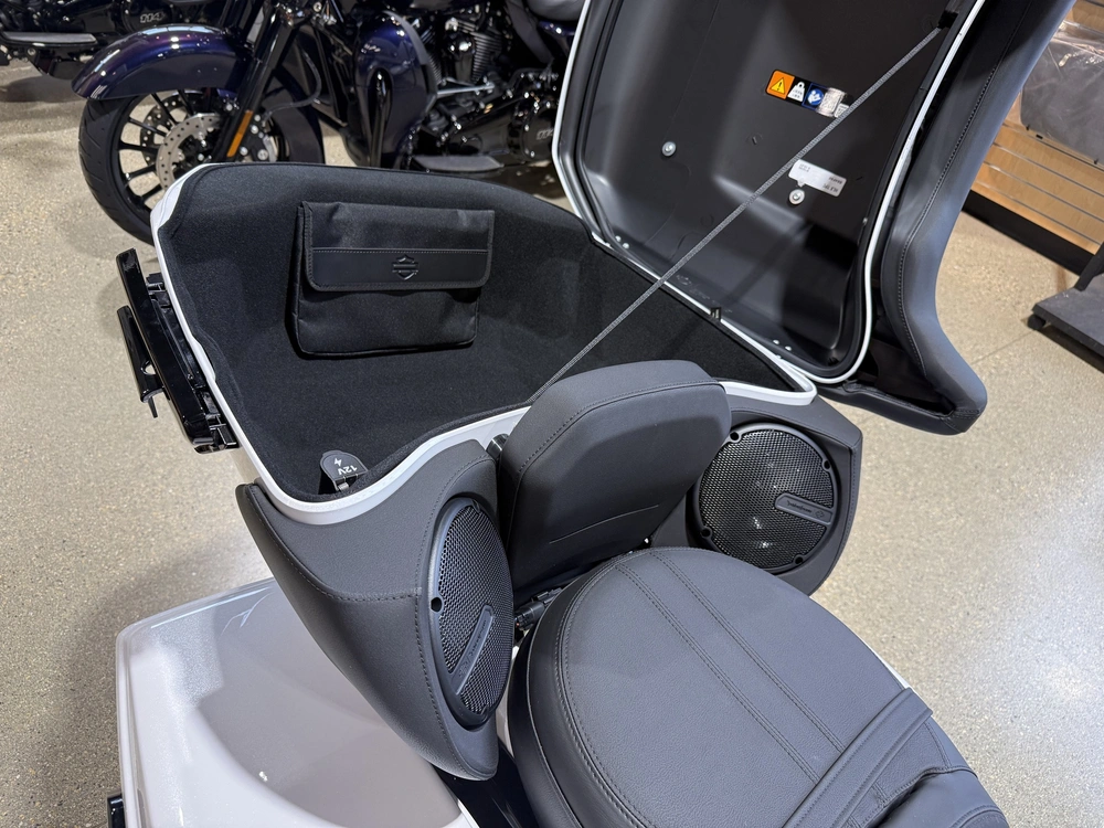 2026 Harley-davidson Road Glide Limited alt