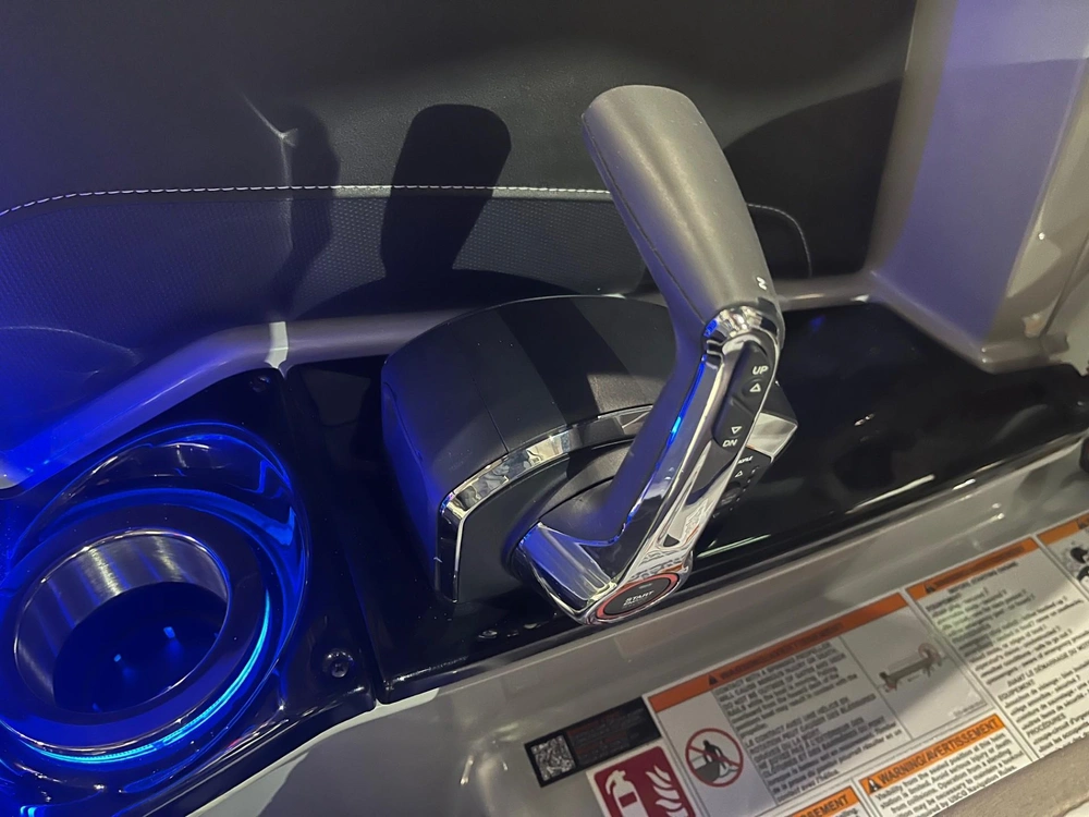 2026 Princecraft Vogue 23 Rl Black 200 V6 Dts alt