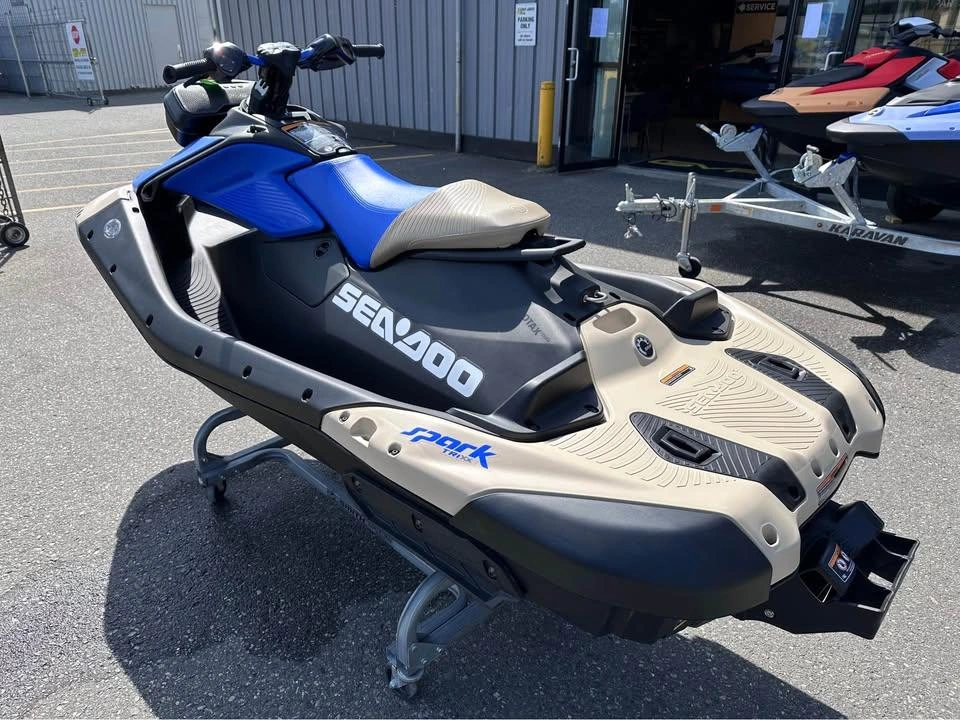 2025 Sea-doo Spark™ 1up Trixx-90 (audio) alt
