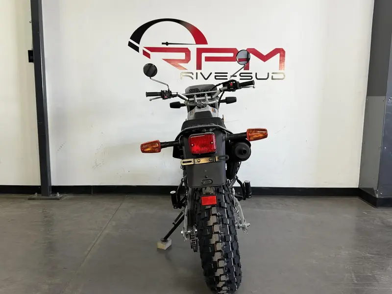 Yamaha TW200 *À partir de 3.99%💳 2026