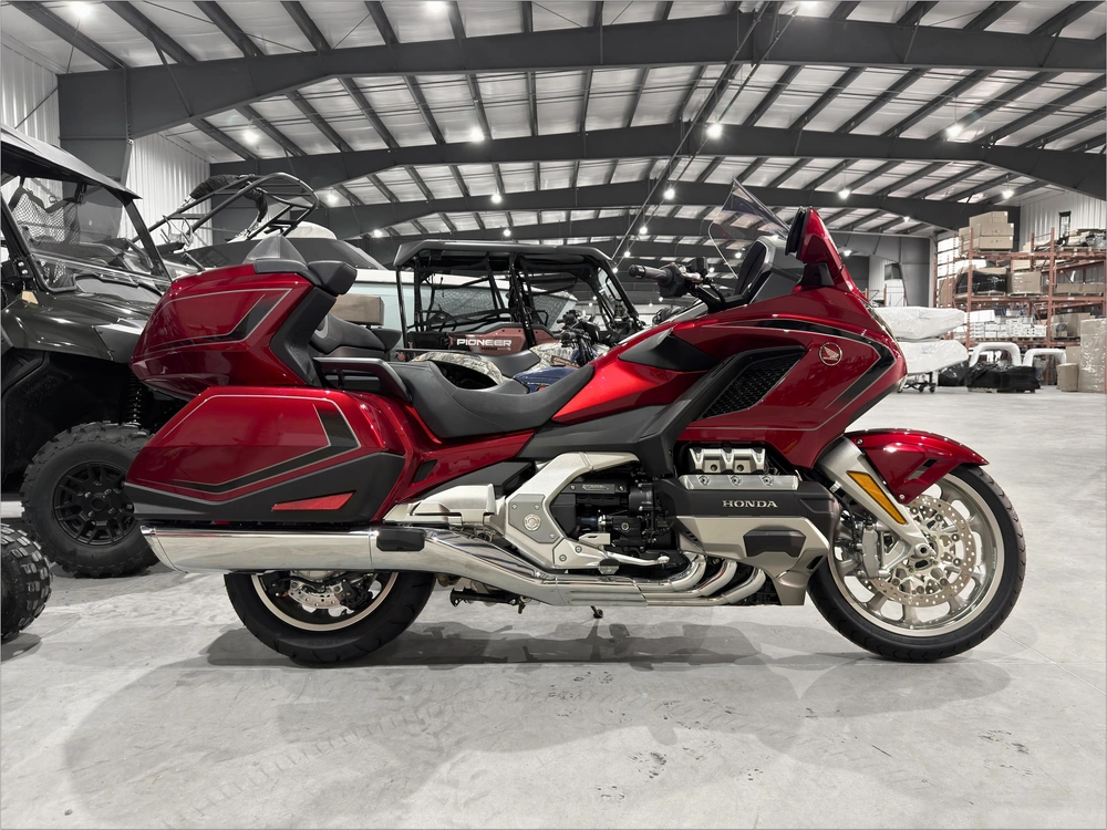 2026 Honda Gold Wing Tour Dct Airbag alt