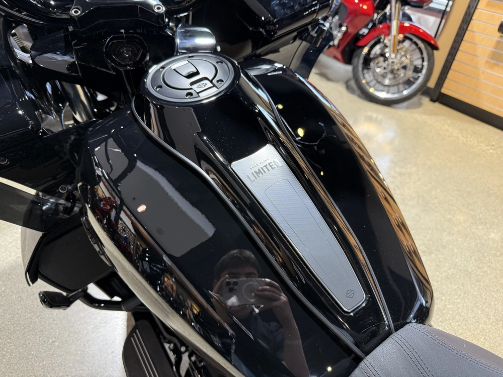 2026 Harley-davidson Road Glide Limited alt