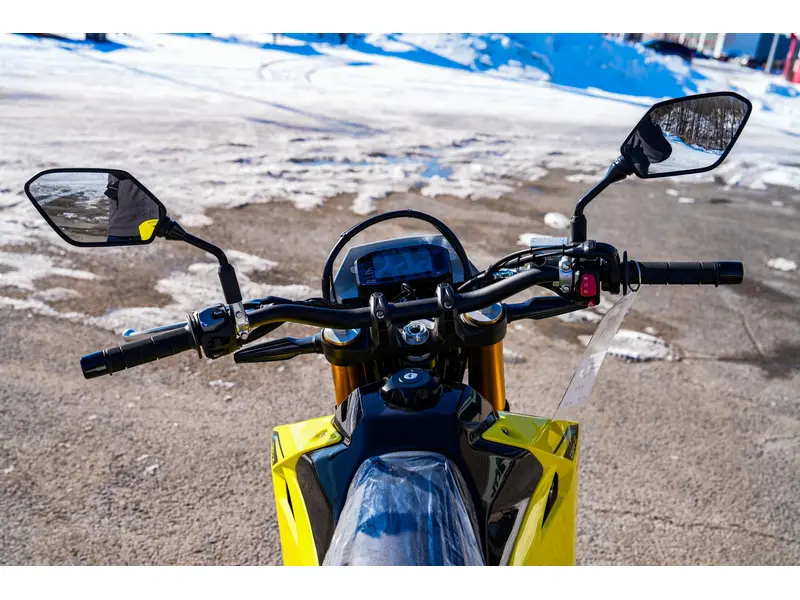 2025 Suzuki DR-Z4S thumbnail 7