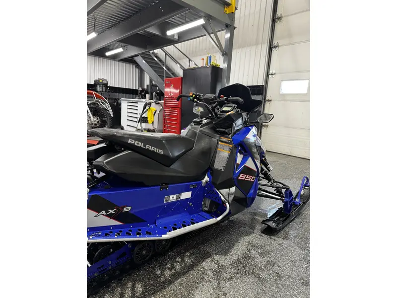 2021 Polaris 850 XCR