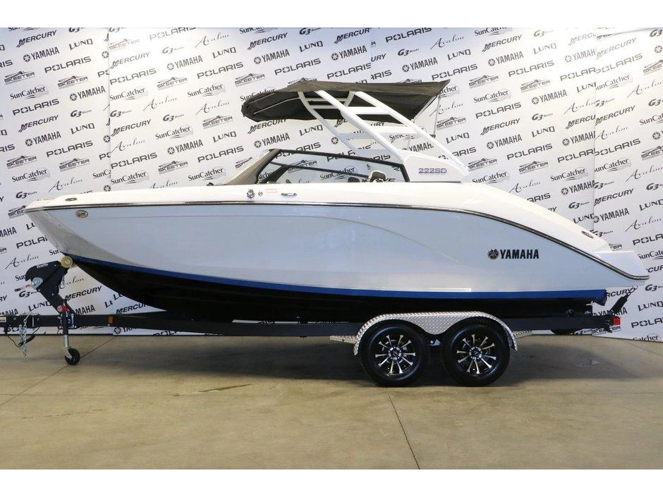 2026 Yamaha Yamaha 222sd alt