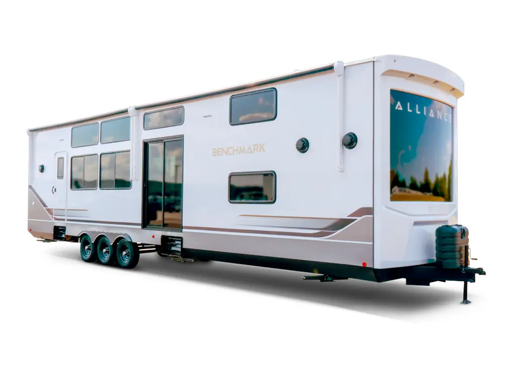 2026 Alliance RV Benchmark 44LFT