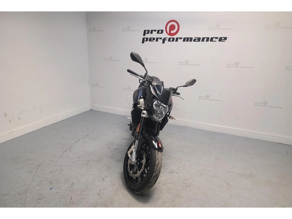 2016 Aprilia Shiver 750 alt