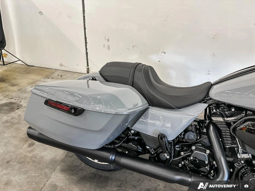 2026 Harley-davidson Road Glide alt