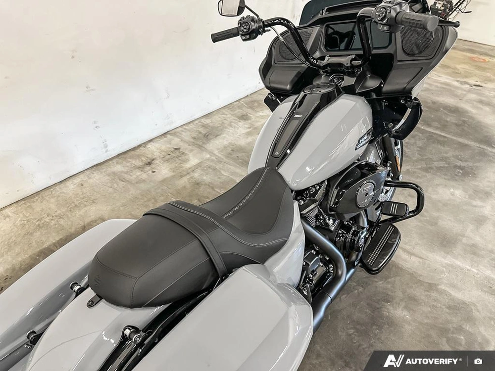 2026 Harley-davidson Road Glide alt