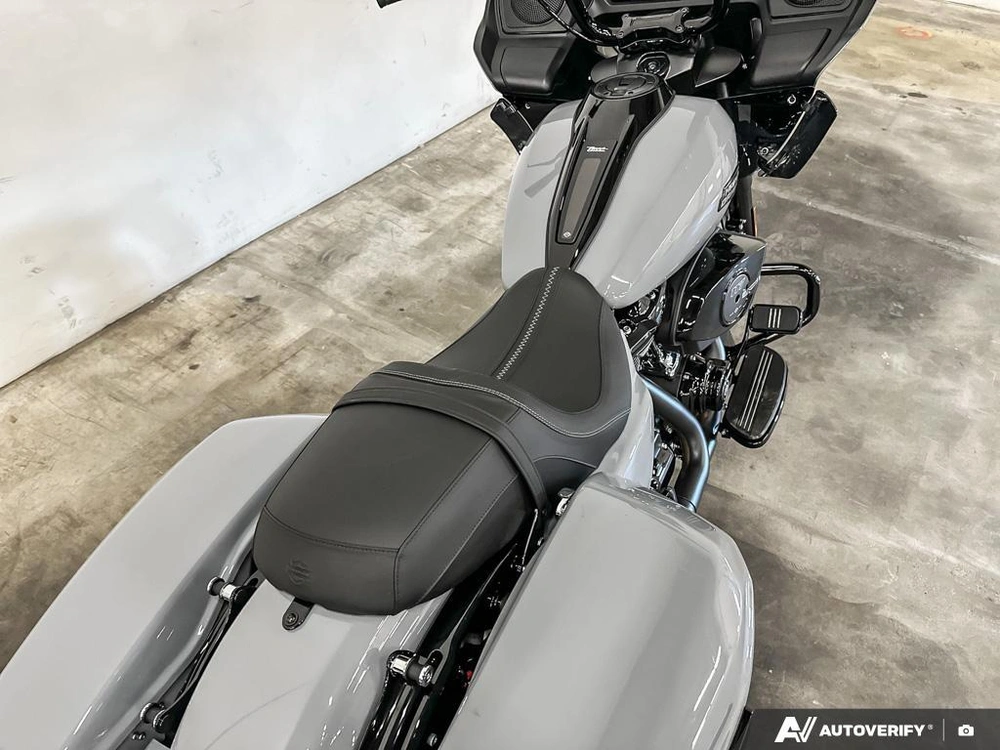 2026 Harley-davidson Road Glide alt