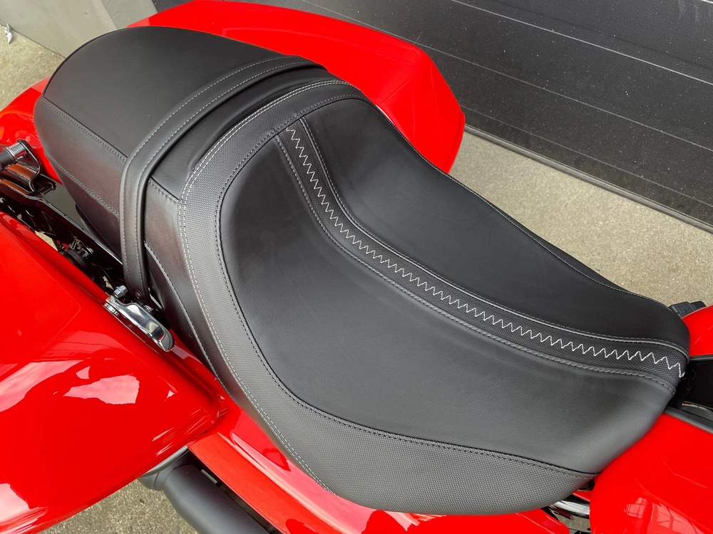 2026 Harley-davidson Flhx - Street Glide® alt