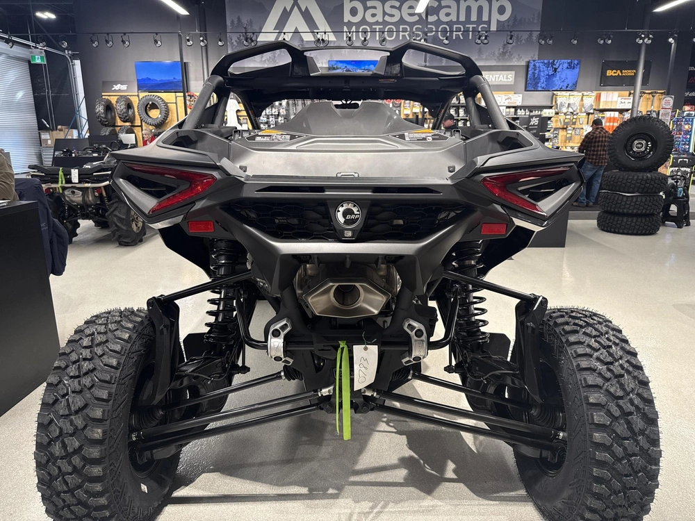 2026 Can-am 7atj alt