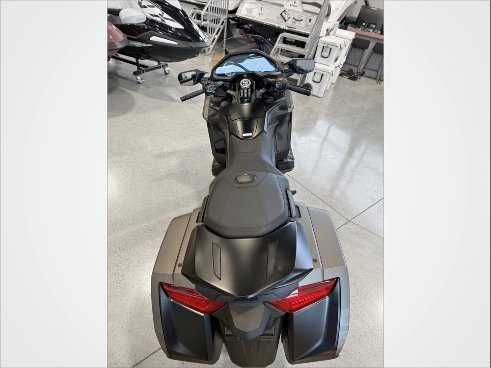 2026 Honda Gold Wing Dct alt