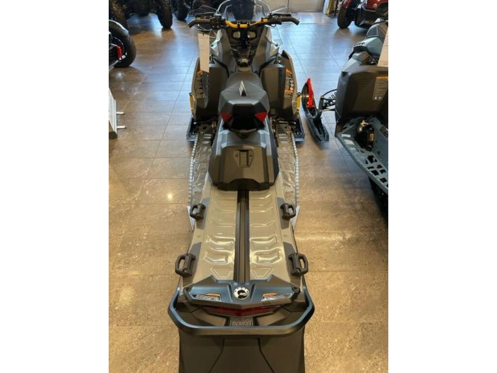 Ski-doo Mxz Adr W/ Blizzard Pkg 137 850 E-tec Ice Ripper Xt 1.25'' E.s. 2026 alt