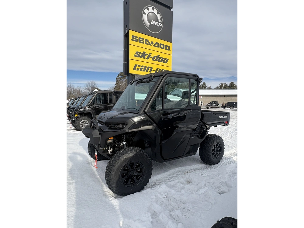 2026 Can-am Def Xt Cab Hd11 alt