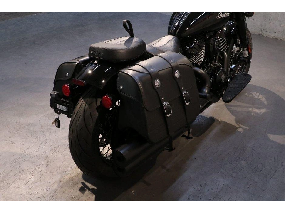 2025 Indian Motorcycle Indian Super Chief Dark Horse alt