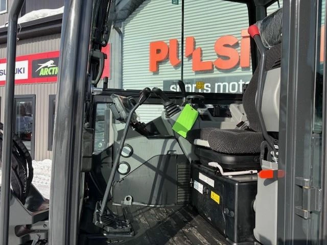 Bobcat E60 R2 2026 alt