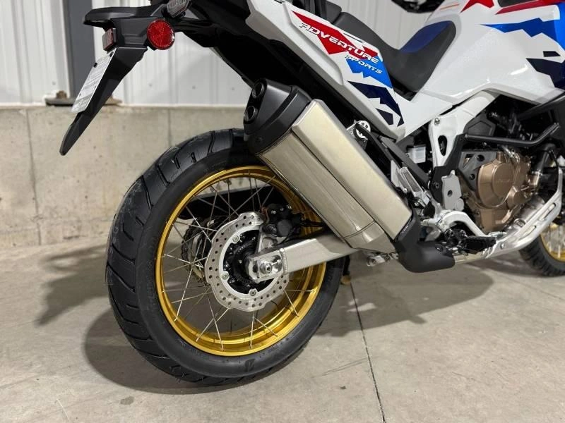 2026 Honda Africa Twin Adventure Sports Es alt