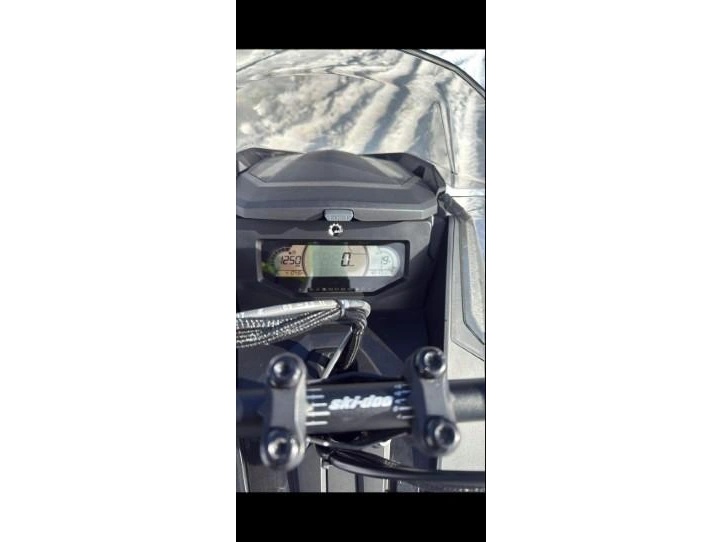 2024 Ski-doo Backcountry X 850 146