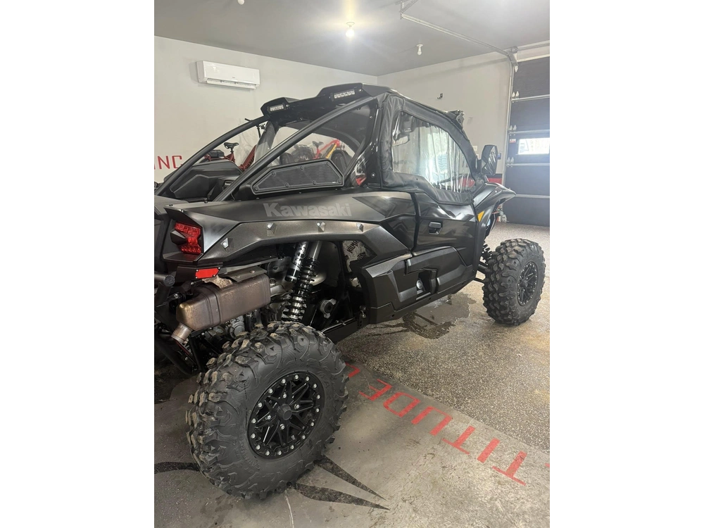 Kawasaki Krx 1000 Black Edition 2025 alt