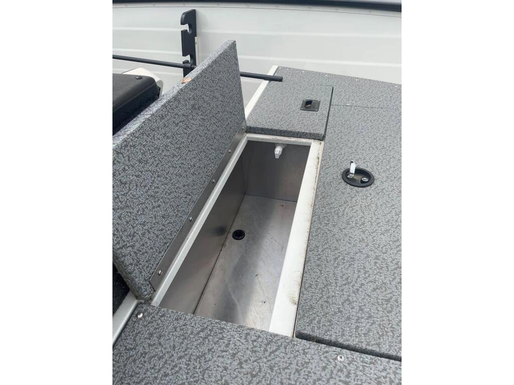 Legend 15 Angler 2023 alt