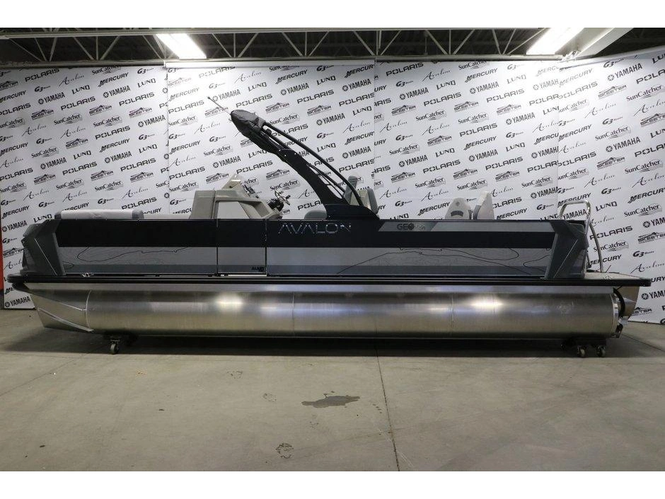 2026 Avalon Avalon Geofish 2585 Crf + Yamaha 200 Hp alt