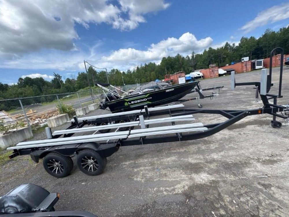 Karavan Remor Ponton Manitou 20'-21' 2023 alt