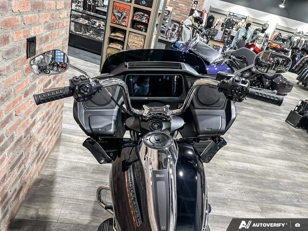 2026 Harley-davidson Road Glide alt