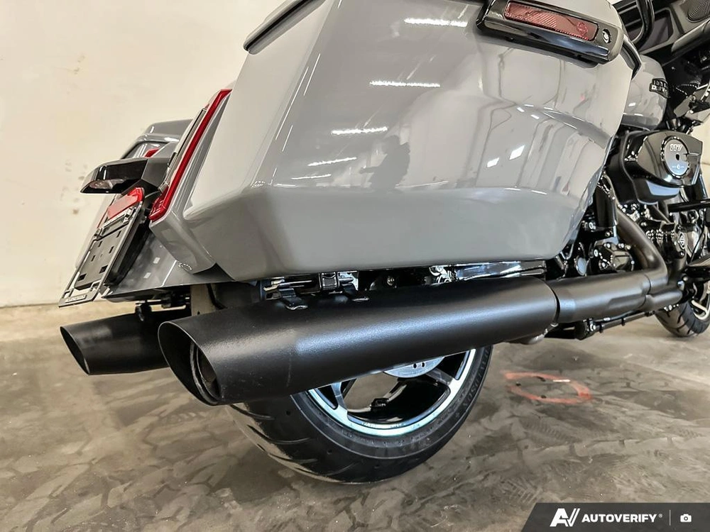 2026 Harley-davidson Road Glide alt