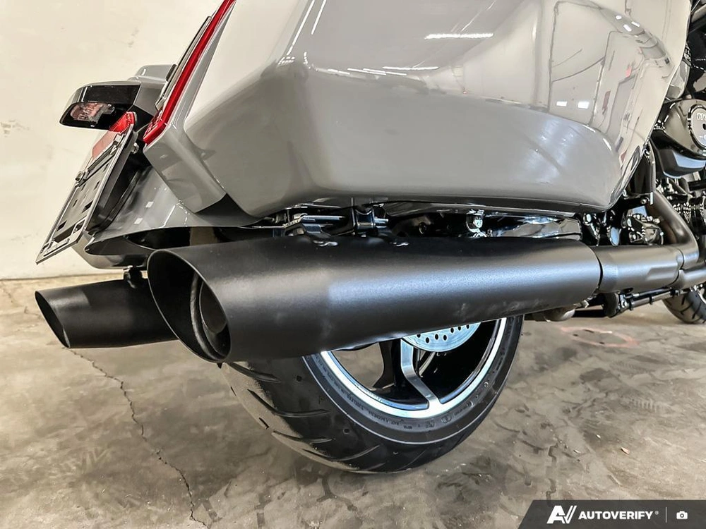 2026 Harley-davidson Road Glide alt